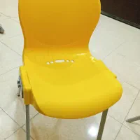 صندلی پلاستیکی