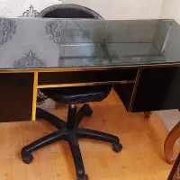میز و صندلی ناخن کار