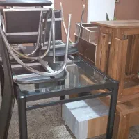 تشک و میز ناهار خوری و میز جلو مبلی