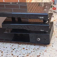 میز تلویزیون شیشه ای،،