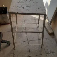 چهارپایه آهنی