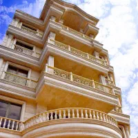 فروش آپارتمان دو خوابه بازسازی شده. سراج