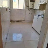 طبقه همکف شادی