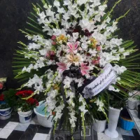 تاج گل ختم ماشین عروس باکس و دسته گل
