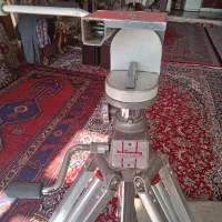 سه پایه محکم