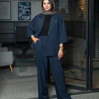 فروشنده خانم