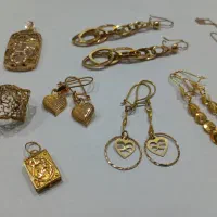 فروش فووری طلا از ۲۵۰ بالای تابلو