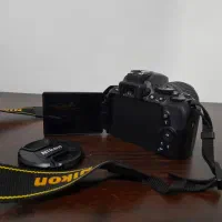 Nikon D5600 و لنز 18-140mm تمیز و درحد نو|دوربین عکاسی و فیلمبرداری|نوشهر, |دیوار
