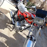 موتور سیکلت در حد 95