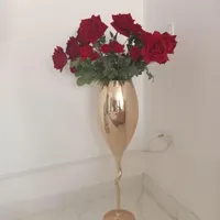 گلدون پایه پیچ ی متری همراه ۳۰تا شاخه گل همگی سالم