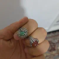دوتا انگشتر نقره نگین عقیق وزمرد سبز