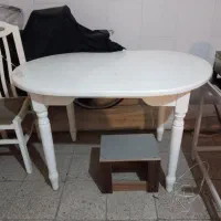میز ناهارخوری و صندلی
