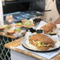 استخدام پیک موتوری با موتور