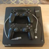 فروش یک عدد ps4 دو دسته