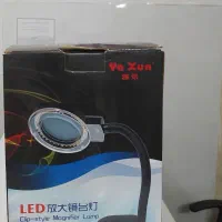 ذره بین خرطومی چراغدار یاکسون