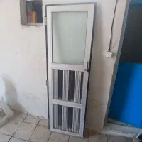 درب وپنجره آلومینیوم