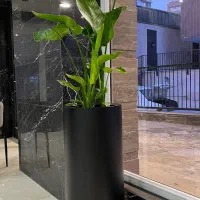 گلدان فلزی چرخدار