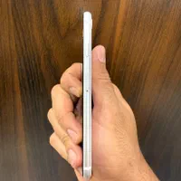 اپل iPhone SE (2020) با حافظهٔ ۱۲۸ گیگابایت|موبایل|تهران, تجریش|دیوار