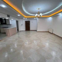 ۸۰ متر طبقه اول رو به افتاب پارکینگ