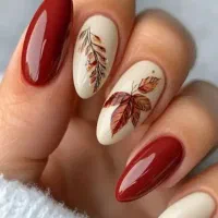 آموزش کاشت ناخن و مدرک فنی و حرفه ای
