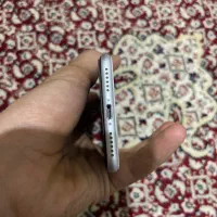 ایفون se