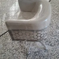 یک عدد سرشور آرایشگاهی+دو عدد صندلی آرایشگاهی|آرایشگاه و سالن‌های زیبایی|گنبد کاووس, |دیوار