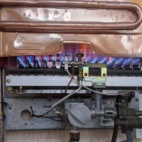 تعمیر پکیج و آبگرمکن|خدمات پیشه و مهارت|بروجن, |دیوار