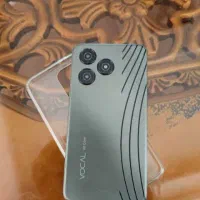 گوشی وکال v0core در حد آکبند