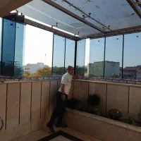 شیشه تاشو بالکنی تولید و مونتاژ و اجرا در گیلان