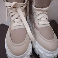 یک جفت پوتین بدون استفاده نو نو خیلی راحت سایز۳۹|کیف، کفش، کمربند|تبریز, |دیوار