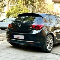 اپل آسترا (۱۶۰۰ توربو) ۲۰۱۴