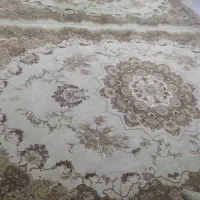 دوتا فرش 6متری سالم بدون پارگی و یک عدد 4متری