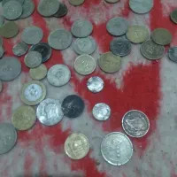 تعدادی سکه جمهوری و پهلوی