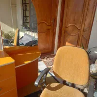 میز ارایشی و صندلی|آرایشگاه و سالنهای زیبایی|کردکوی, |دیوار