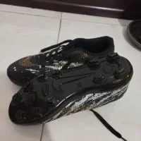 استوک مخصوص چمن و‌چمن مصنوعی|کیف، کفش، کمربند|بومهن, |دیوار