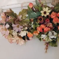 چهل شاخه گل مصنوعی. بدون عیب و تازه.|گل مصنوعی|سقز, |دیوار