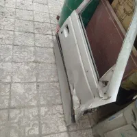 درب پژو سمت شاگرد