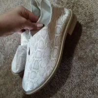 کفش بسیار شیک و راحت