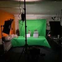 عکاسی فیلمبرداری صنعتی پوشاک کفش اسپرت مدلینگ