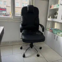 میز مدیریتی با یک عدد صندلی مدیریت|دفتر کار|تهران, تهرانپارس غربی|دیوار