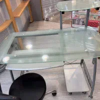 میز تحریر مینیمال تایوانی