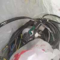 کابل و سیم به صورت ریسه همراه با لامپ