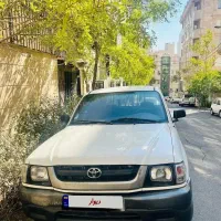 تویوتا هایلوکس ۲۰۰۱ بی رنگ