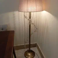 آباژور کنار سالنی