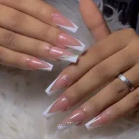 مدل کاشت ناخن ژل وآموزش کاشت|خدمات آرایشگری و زیبایی|قم, شهرک طالقانی|دیوار