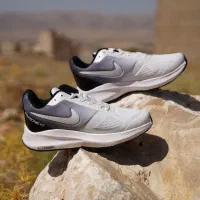 کفش کتونی و اسپرت