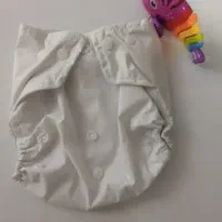 پوشک و شورت آموزشی اقتصادی