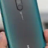 دوعدد گوشی تمیز یکی سامسونگ یکی شیاومی