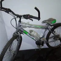 * خوش رکابی نو و زیبا *|دوچرخه، اسکیت، اسکوتر|رشت, نیروی دریایی|دیوار