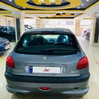 ۲۰۶اتومات تیپ۶ بسیار سالم مدل ۸۷